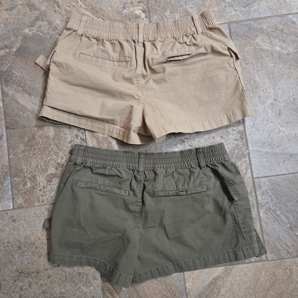 Women's So Cargo Shorts in Tan and Green - Picture 8 of 12